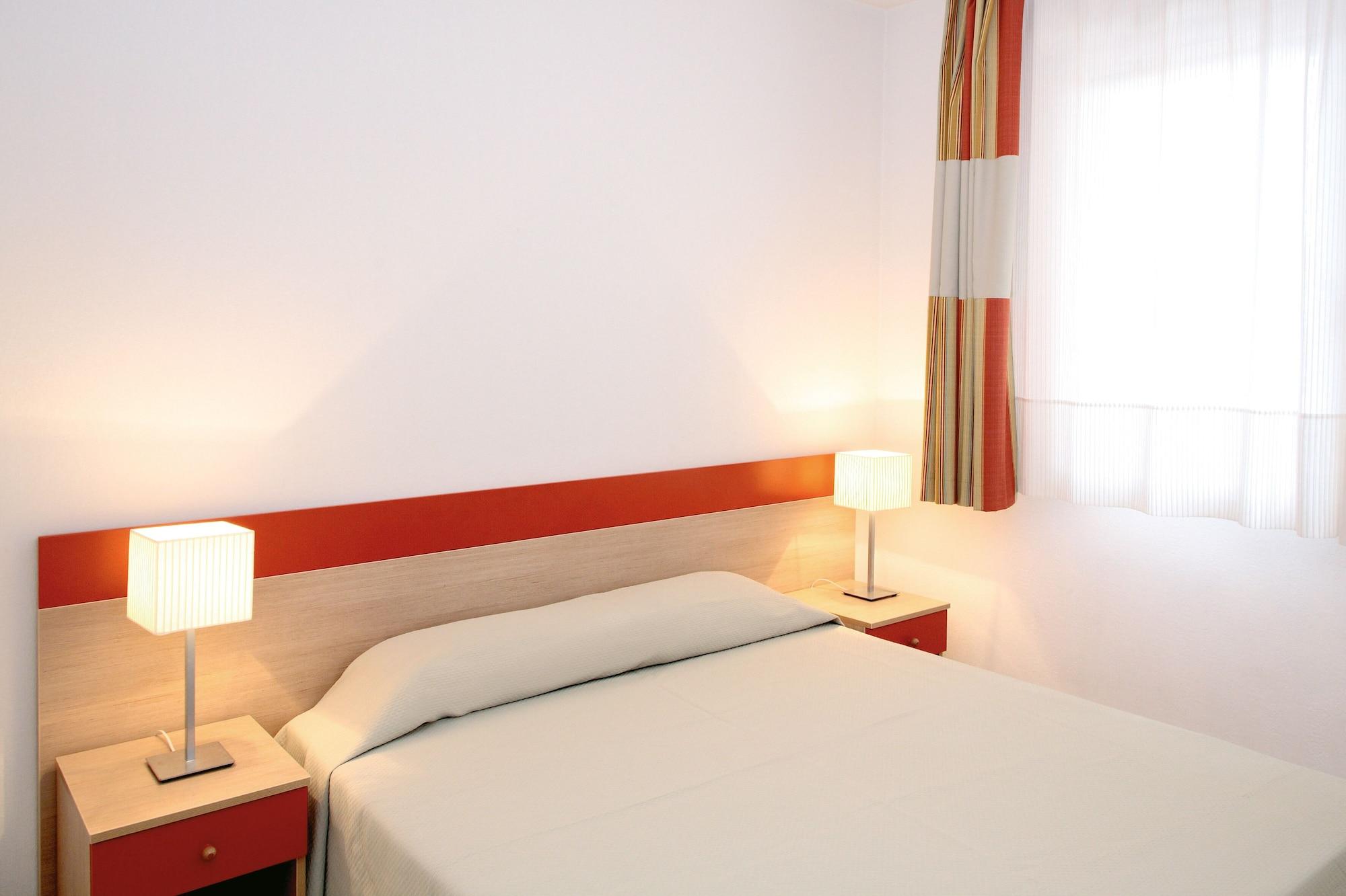 Appart'City Classic Aix-En-Provence - La Duranne Экстерьер фото