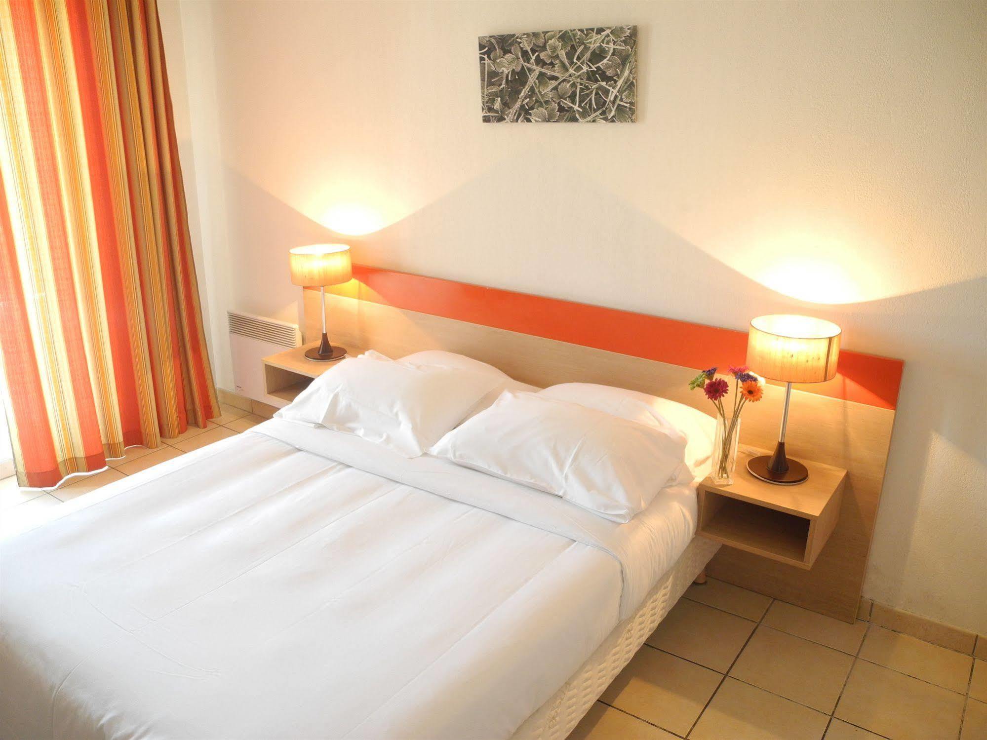 Appart'City Classic Aix-En-Provence - La Duranne Экстерьер фото
